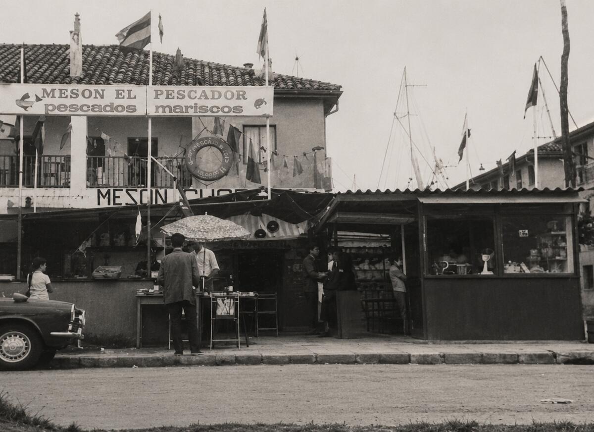 Exterior de la churrería de Inés, pegada al comedor del Mesón El Pescador - Chaquino